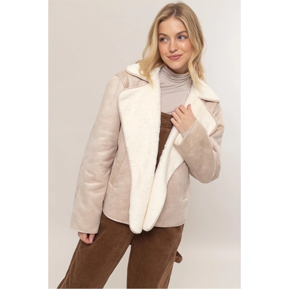Cream Vegan Suede Fur Oversized Jacket NWT - Picture 5 of 7